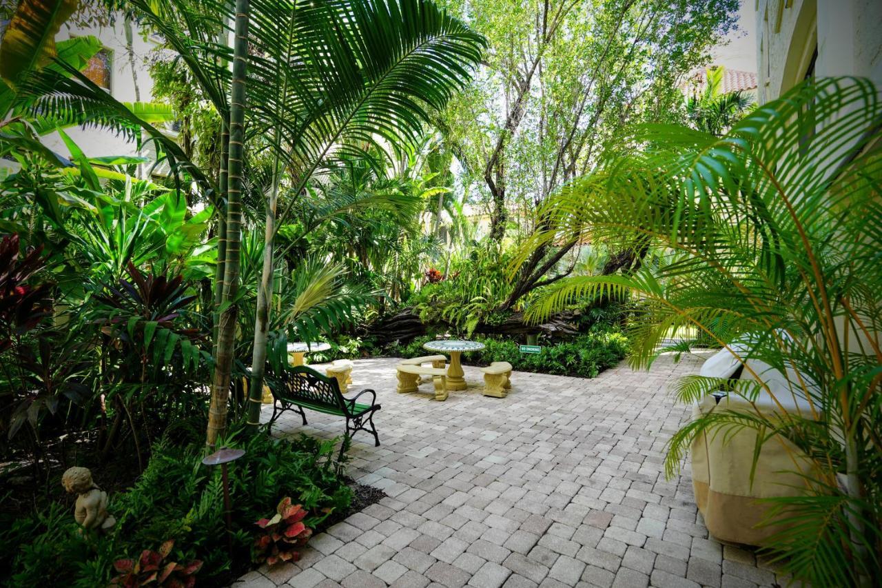 Palm Beach Hotel Petite Retreat 2 Blocks To Beach!! Historic Landmark Luaran gambar